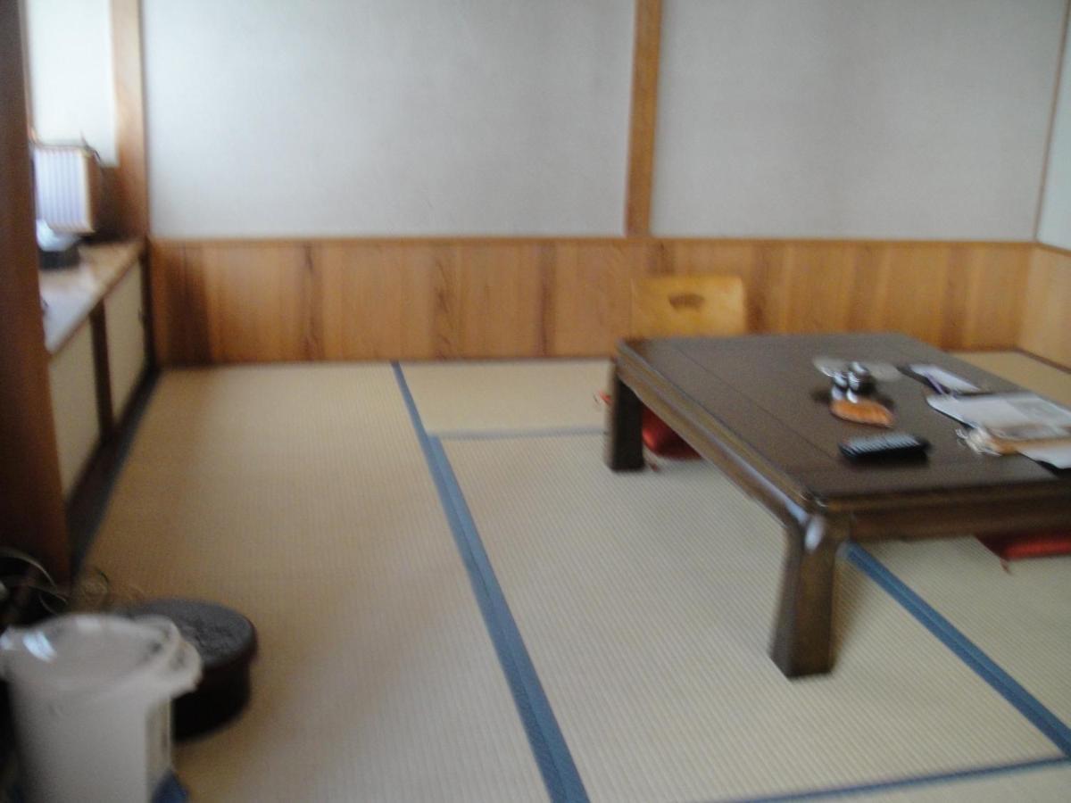 Ikariya Ryokan Jamanoucsi Szoba fotó