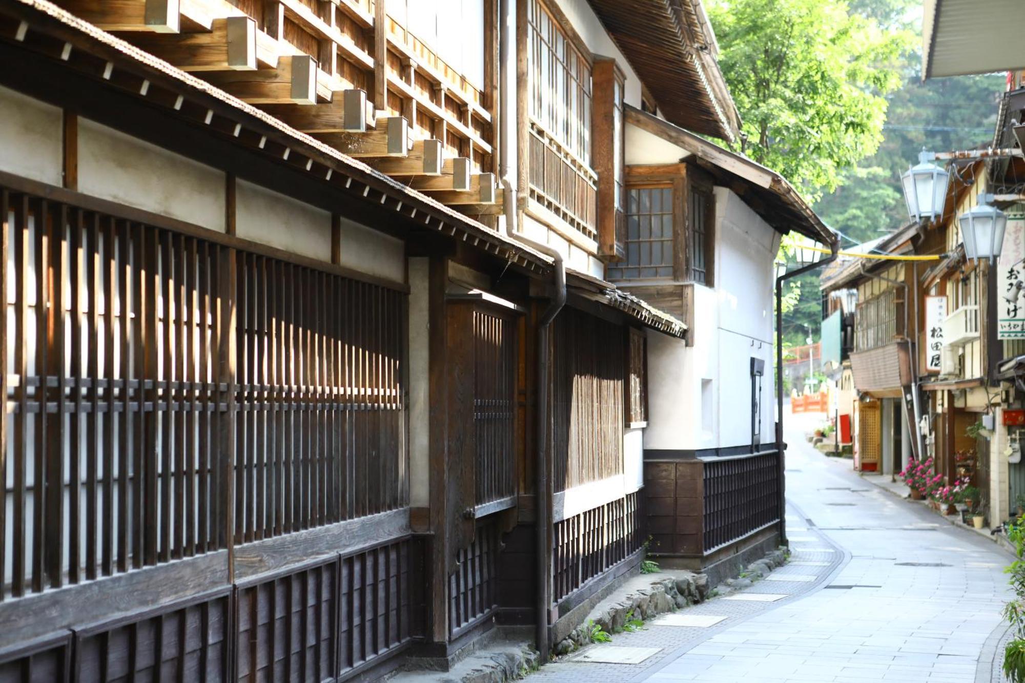 Ikariya Ryokan Jamanoucsi Kültér fotó